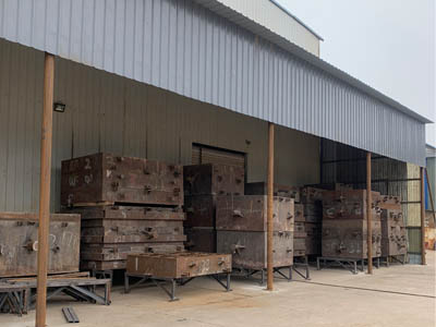 A Zunhua Shengjian Fanrong Machinery önállóan fejleszt öntőpalackokat, növelve a versenyképességet az öntödei magfelszerelések terén